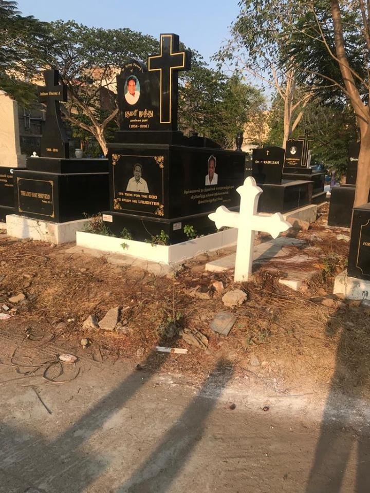 Kumari Muthu Graveyard